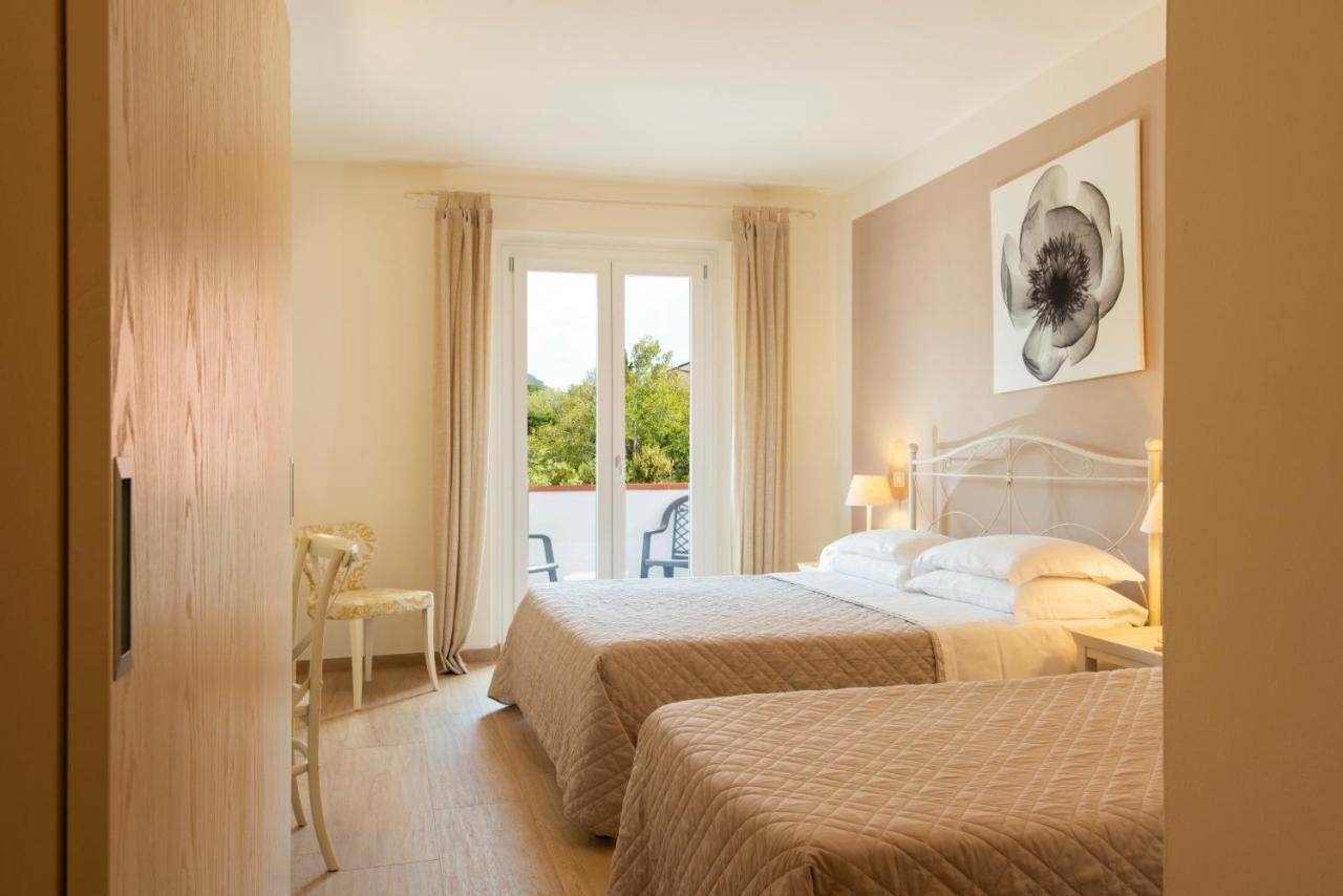 Hotel Giardino Suites&Spa Numana Buitenkant foto