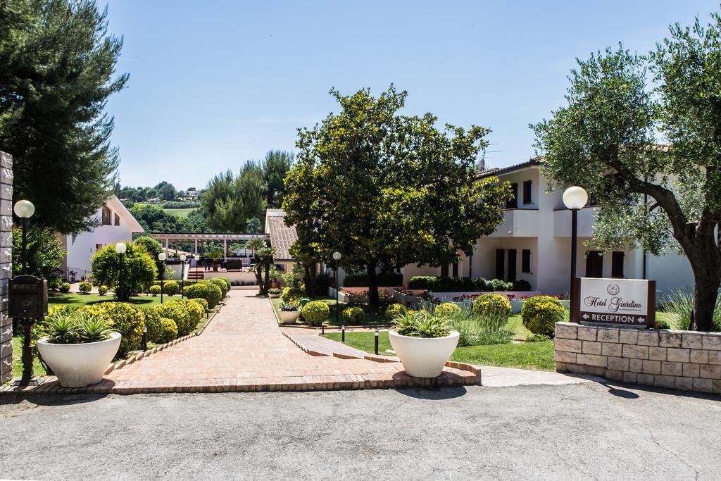 Hotel Giardino Suites&Spa Numana Buitenkant foto