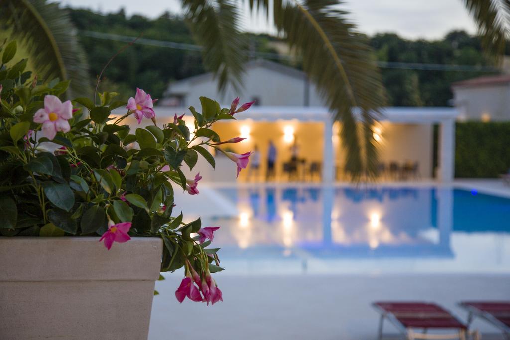 Hotel Giardino Suites&Spa Numana Buitenkant foto