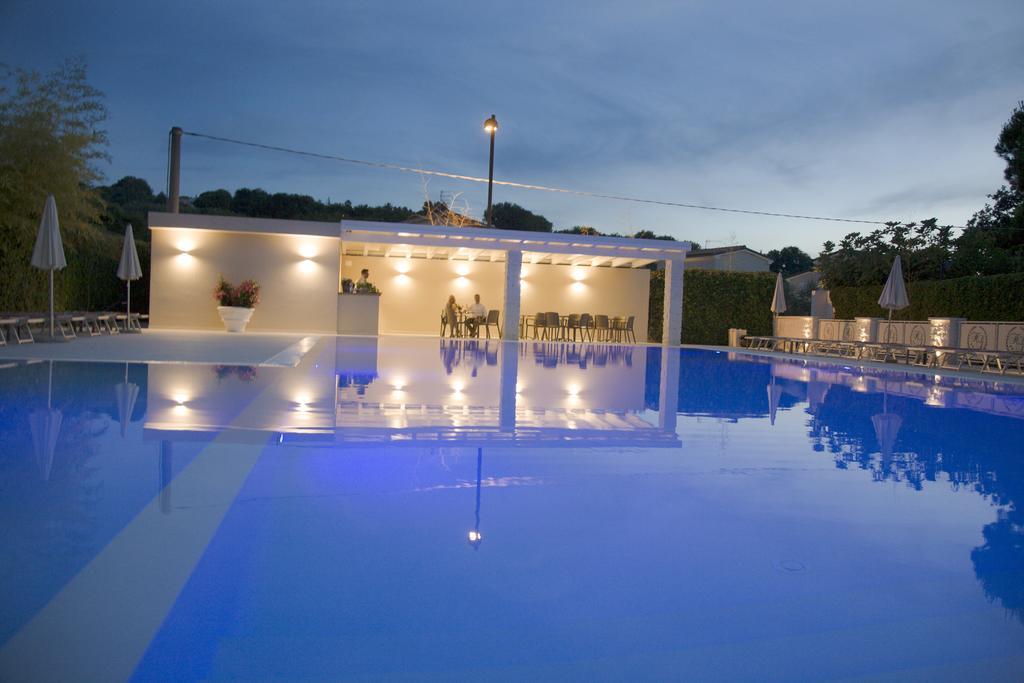 Hotel Giardino Suites&Spa Numana Buitenkant foto