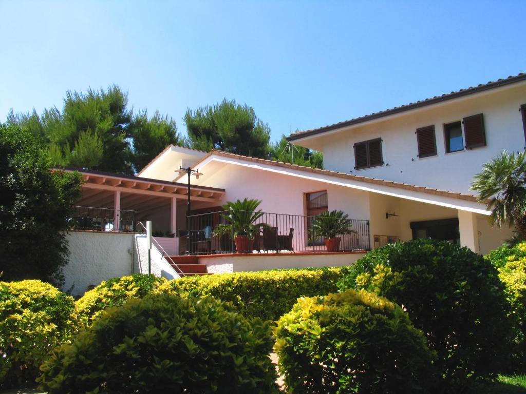 Hotel Giardino Suites&Spa Numana Buitenkant foto